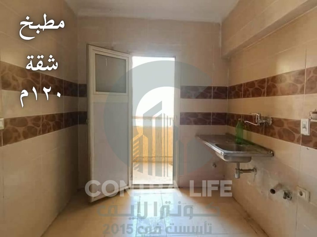 شقة للايجار بموقع مميز بقرب من الخدمات بقطاع الـ400